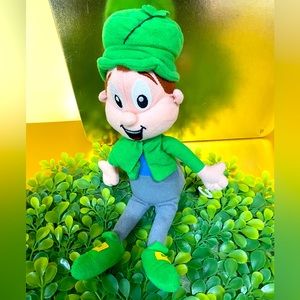 LEPRECHAUN CEREAL PALS NWOT VTG 2001 LUCKY CHARMS LEPRECHAUN PLUSH SHAMROCK HAT